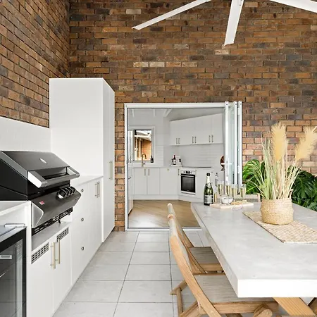 Stylish & Central Coastal Apartment Maroochydore Exterior photo