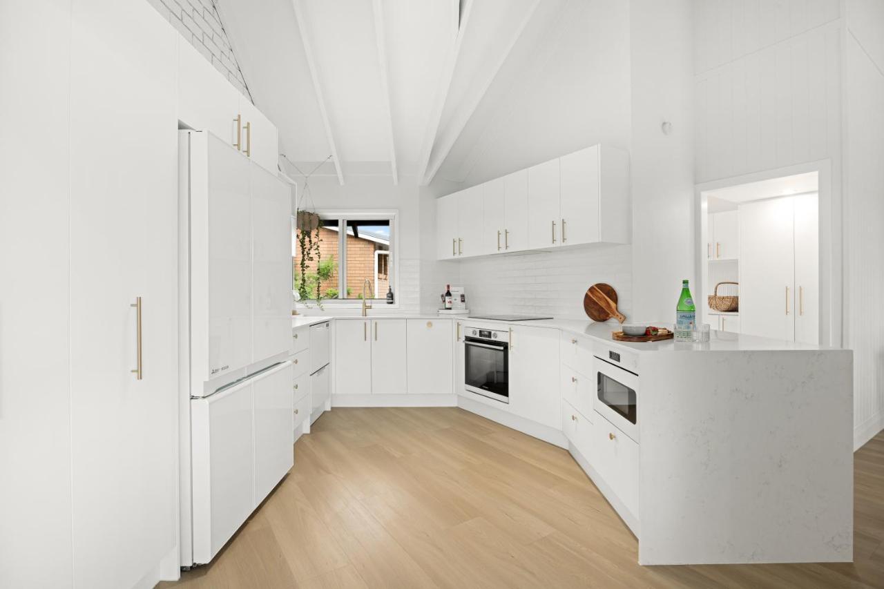 Apartment Stylish & Coastal Maroochydore